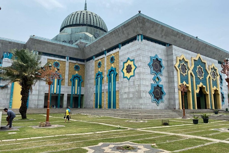 Masjid Jakarta Islamic Centre, Sumber: travel.kompas.com